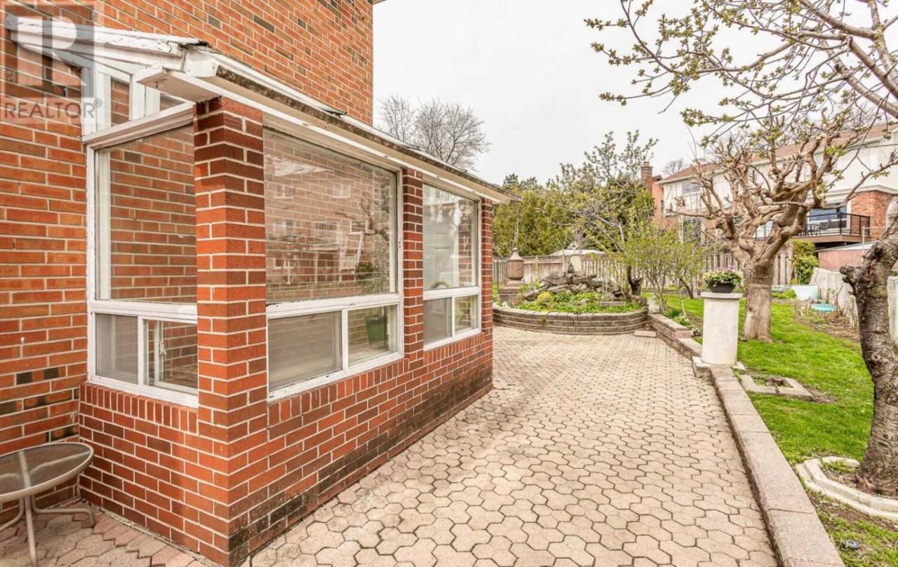A Home Away Toronto Exterior photo
